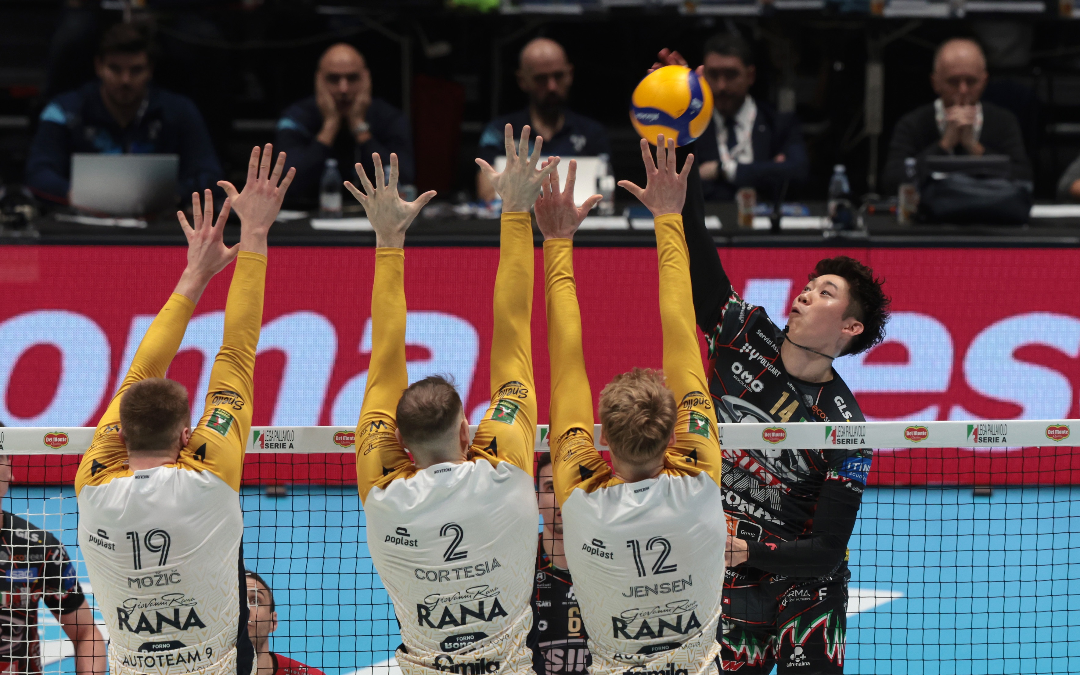 杏彩体育亚洲官网-包含萨索洛客场力克维罗纳，取得关键胜利的词条