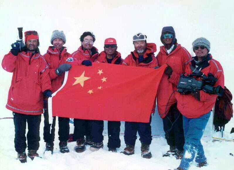 杏彩体育官网入口-北极球队在重要比赛中取得胜利