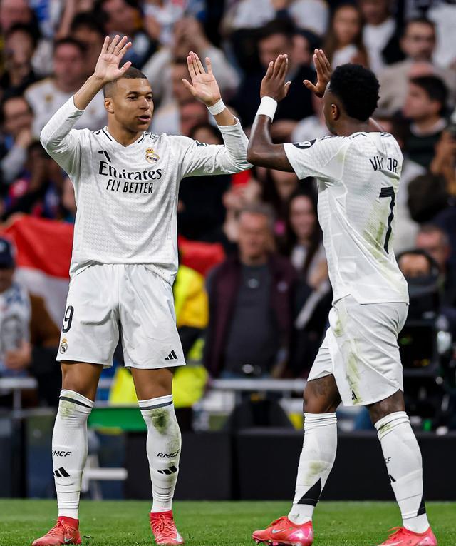 杏彩体育地址-瓦伦西亚遭遇惨败球迷失望！