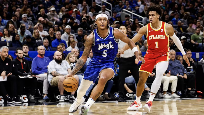 老鹰逆转魔术：特雷-杨独得分帮助球队取胜的简单介绍