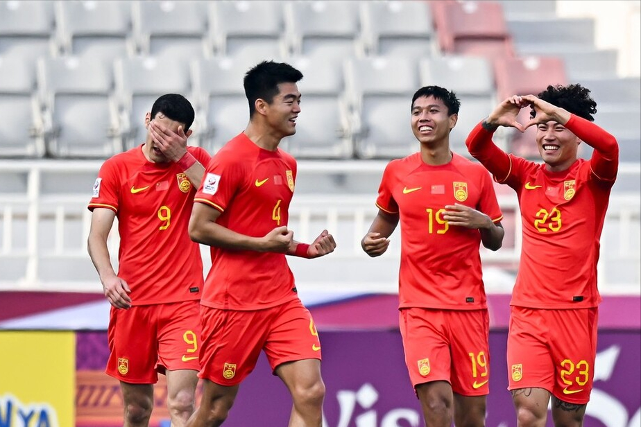 中国队在比赛中获得胜利晋级 中国队在比赛中获得胜利晋级