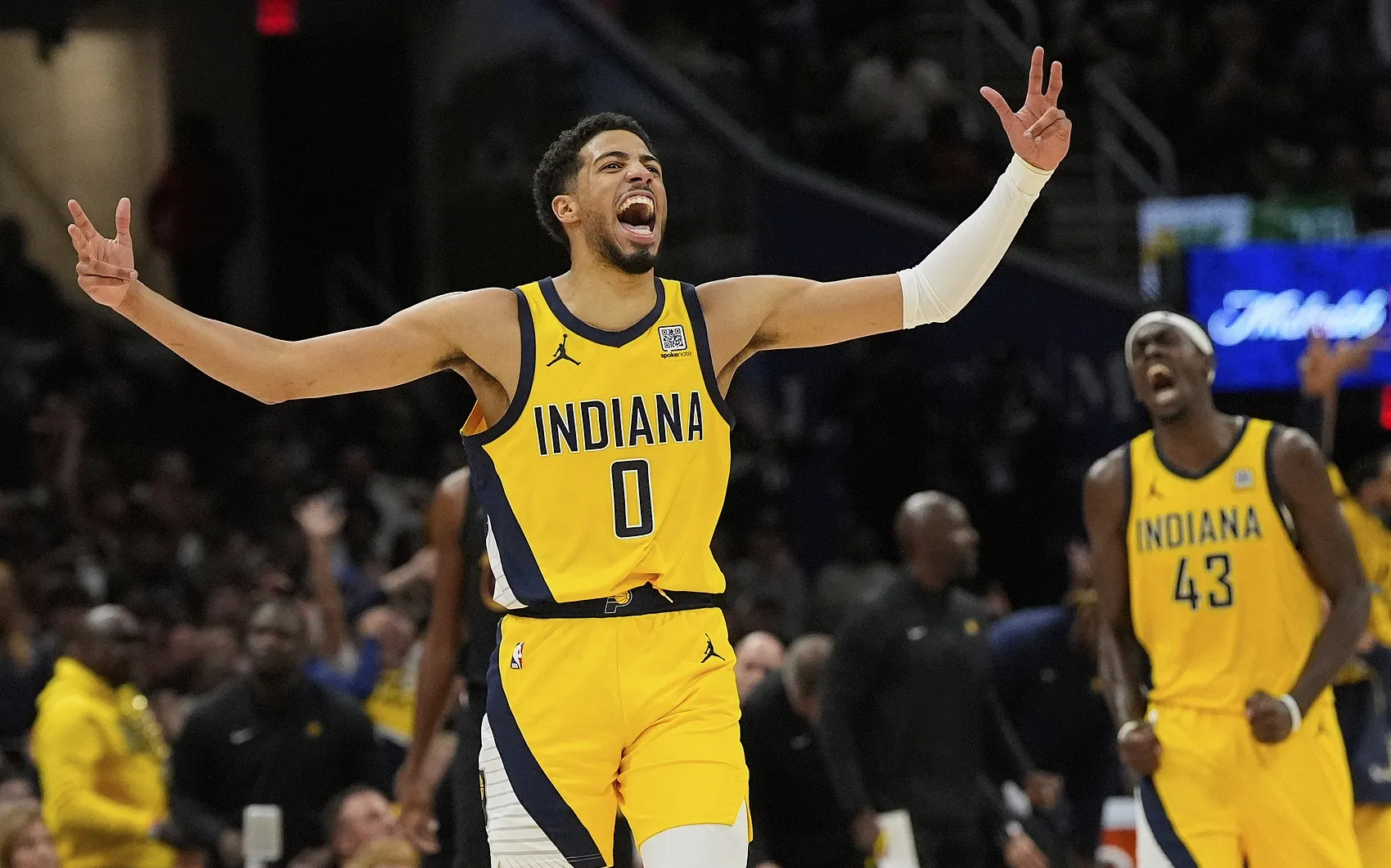 关于步行者主场擒黄蜂,势头不减的信息 关于步行者主场擒黄蜂,势头不减的信息