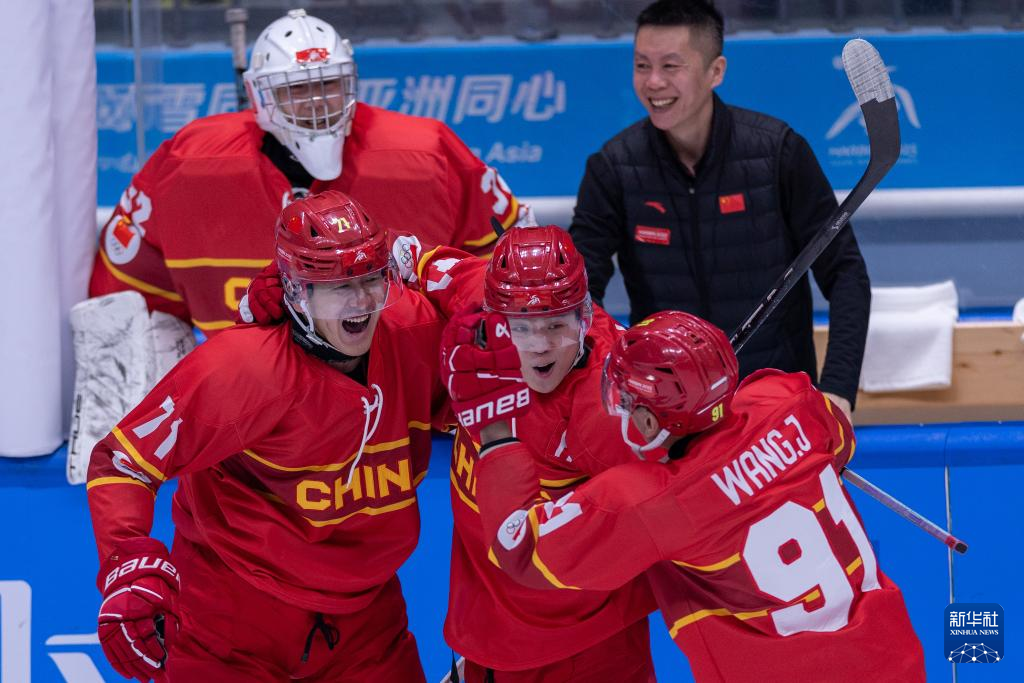 杏彩体育官网-包含冰球混合团体赛季军惊艳表演的词条