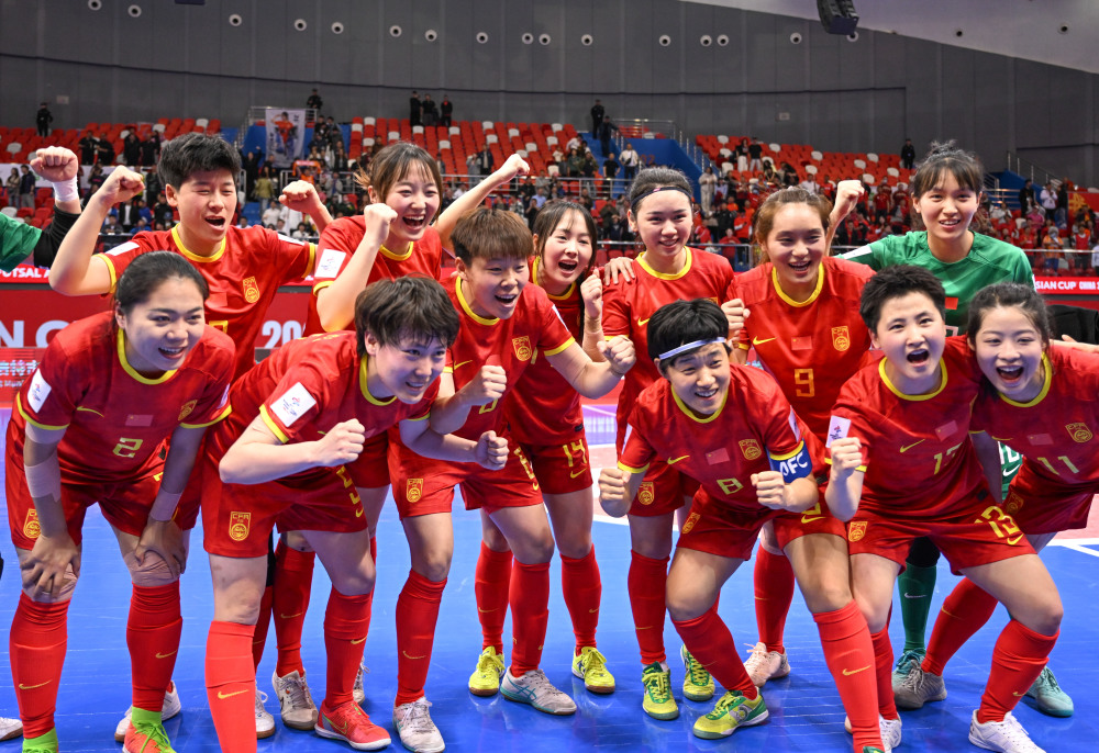 杏彩体育下载-亚洲杯比赛中，女子足球队取得连胜