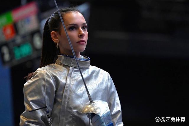 匈牙利运动员喜获三枚奖牌，受瞩目