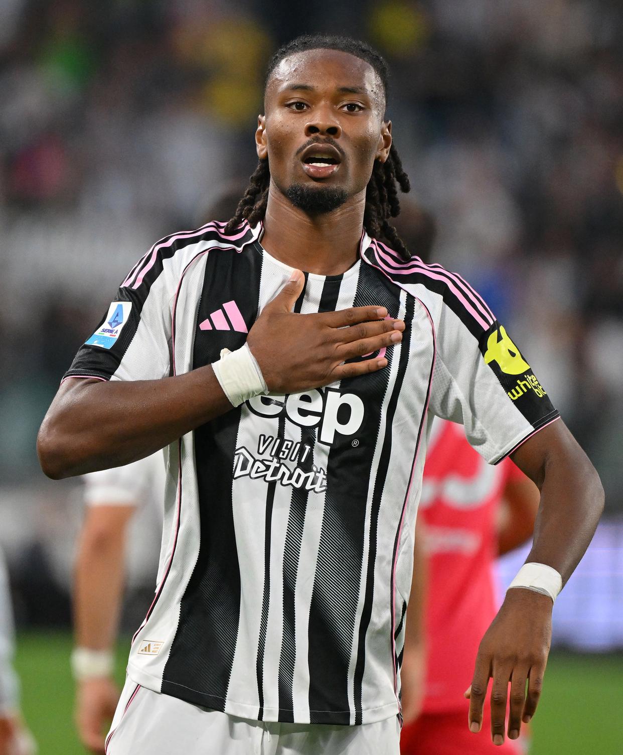 尤文图斯完胜对手,冲击前四 尤文图斯完胜对手,冲击前四